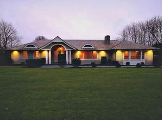 392 Montauk Hwy, Water Mill, NY 11976