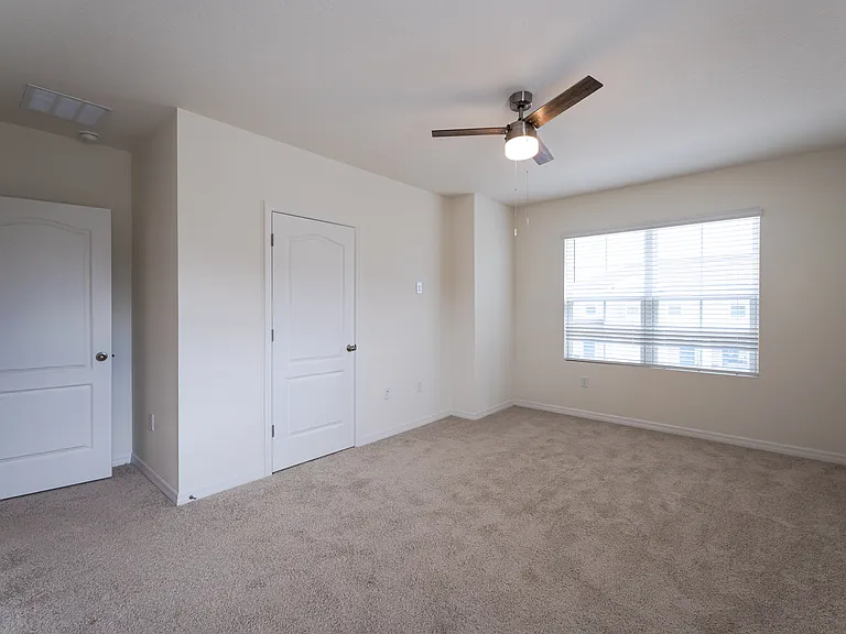 2331 Gifford Dr — Photo 10