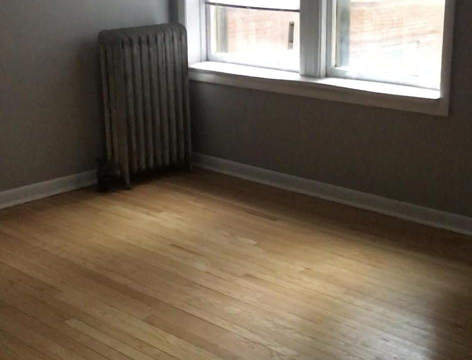 1st image of 3932 N Keeler Ave #822