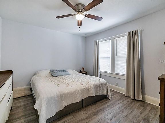 5th image of 4010 N Seminole Ave