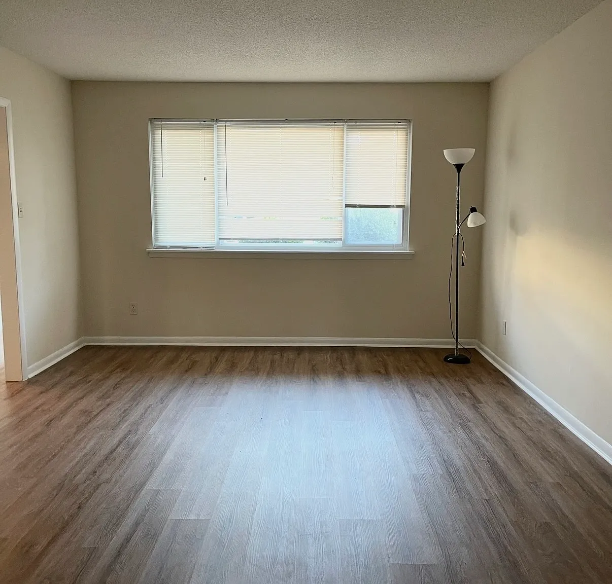 2381 Champion Ct — Photo 2