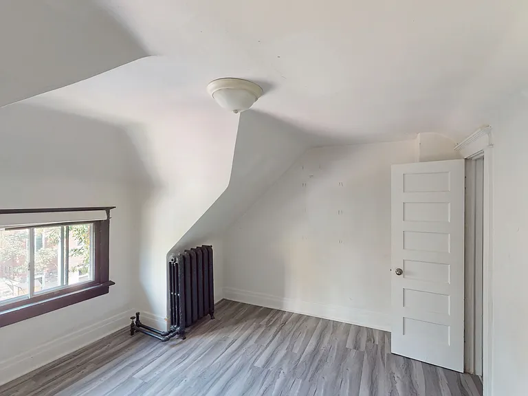 53 Hepbourne St #2 — Photo 27