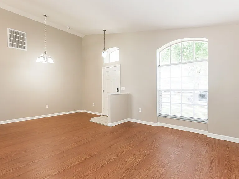 11109 Lake Lanier Dr — Photo 3