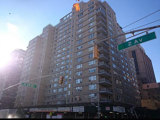 Rented by Bond New York | media 19