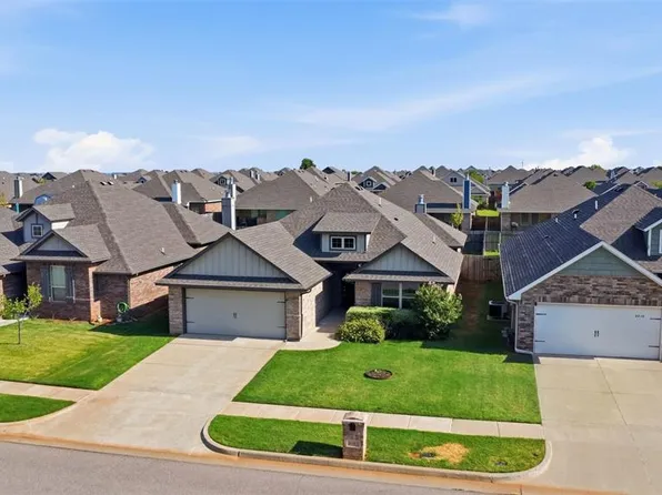 3317 NW 158th St, Edmond, OK 73013