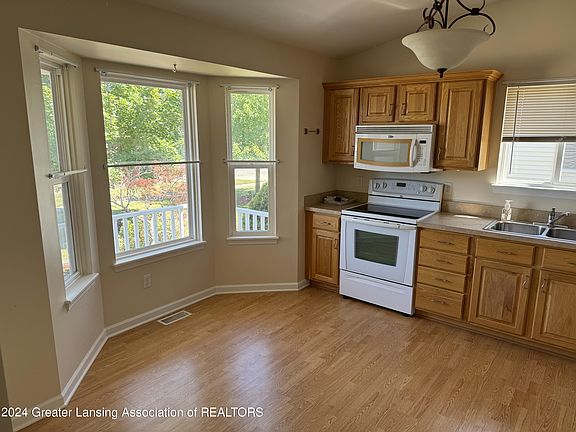 5th image of 1461 Mallard Cir