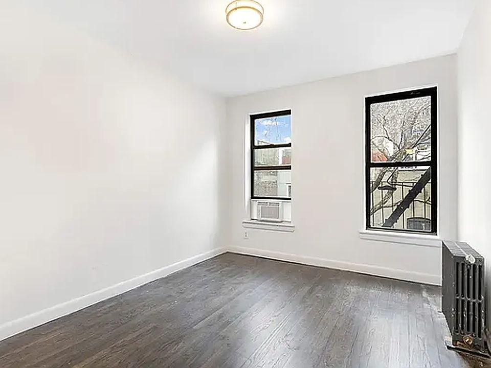 2nd image of 119 E 96th St APT 18