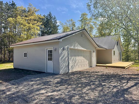 3rd image of 2219 Pearsall Rd