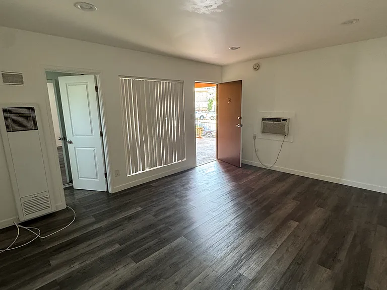 10431 Kailua Ln #18 — Photo 2