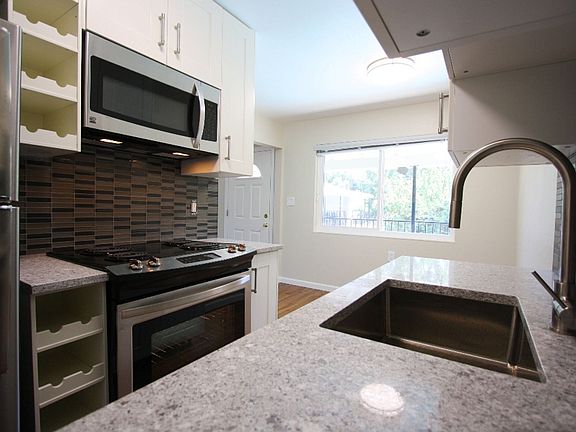 4th image of 201 W Prospect Ave APT 9