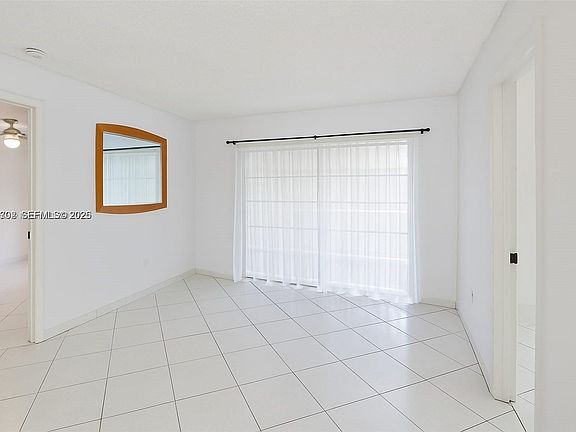 3rd image of 2600 Collins Ave APT 405