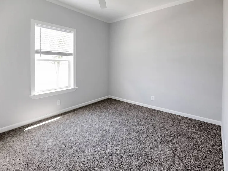 1459 Whispering Pines Loop — Photo 16