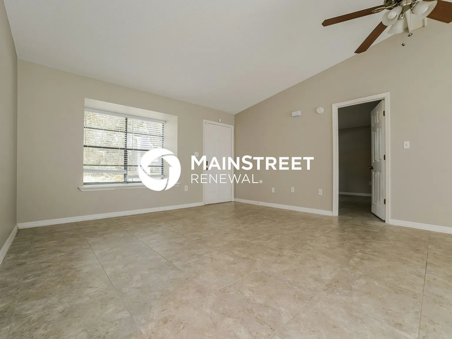 1223 Waffle St SE — Photo 3