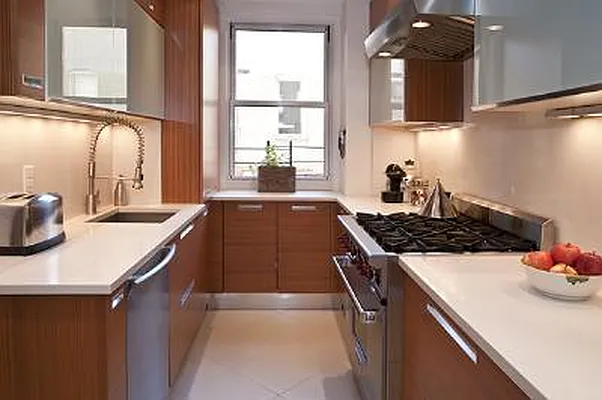 Sold by Corcoran | media 21