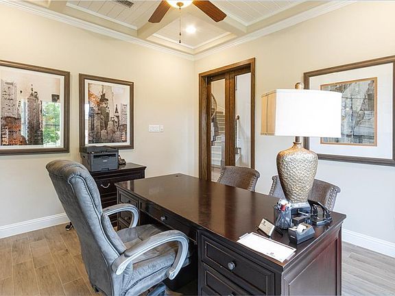 3rd image of 1541 Winchester Dr