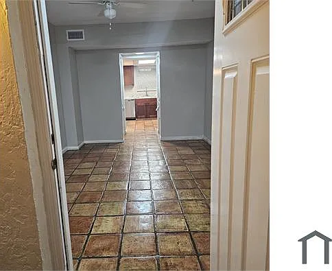 1358 Silverado — Photo 2