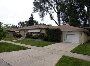 8429 Morton Ave, Morton Grove, IL 60053