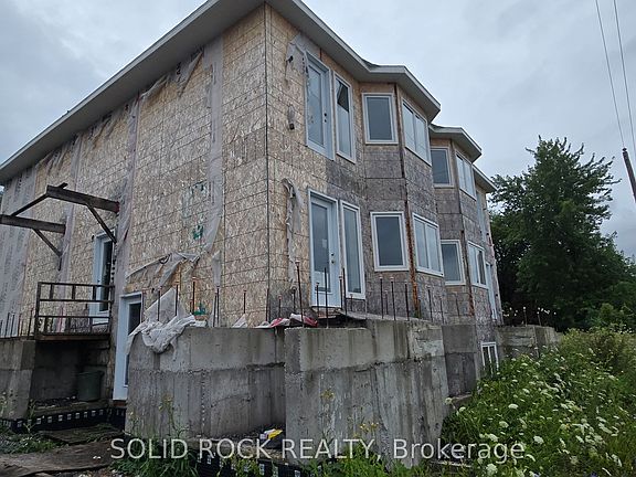 3rd image of 6758 Rocque St
