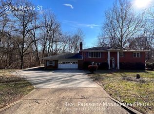 8904 Mears St, Fairfax, VA 22031