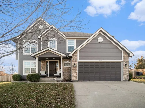 2006 NW Sycamore Ln, Grain Valley, MO 64029