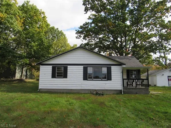 44 Townline Rd, Aurora, OH 44202
