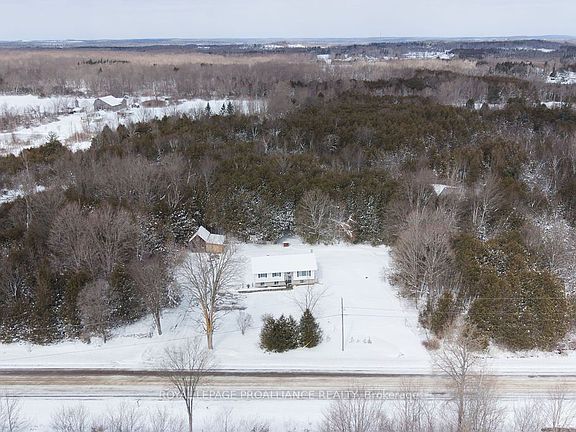 2nd image of 42 Springbrook Rd