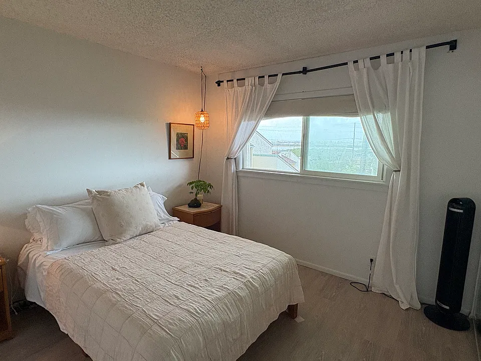137 Oko St #1