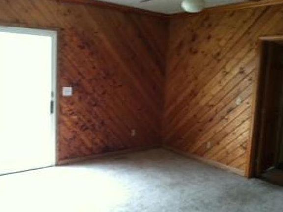 5th image of 4564 Artley St
