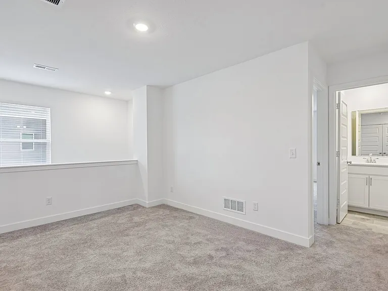 15274 Farrington Way — Photo 29