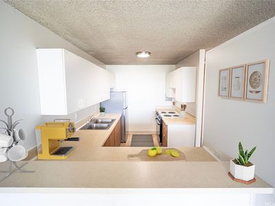 1805 Poki St APT 1001, Honolulu, HI, 96822