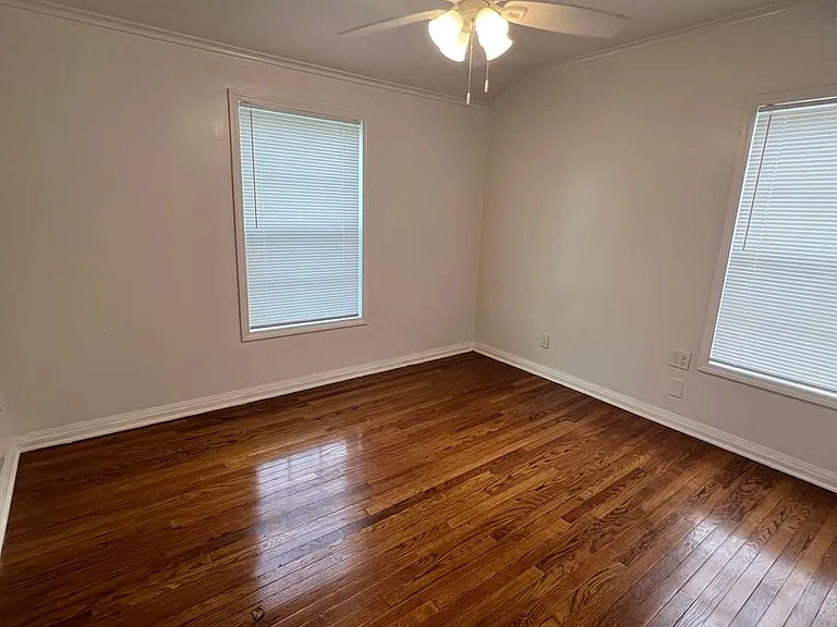 525 Farquhar St — Photo 10