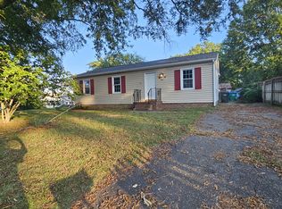 1801 Pamworth Ln, Richmond, VA 23224