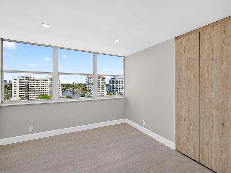 209 N Fort Lauderdale Beach Blvd #8A — Photo 32