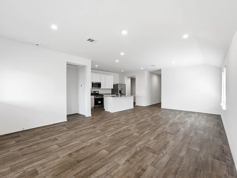 31323 Heddington Ln — Photo 15