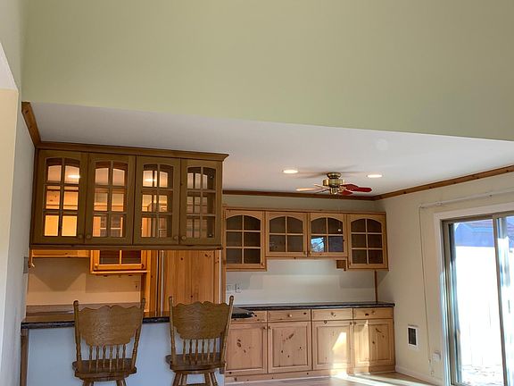 3rd image of 2588 Knightsbridge Ln
