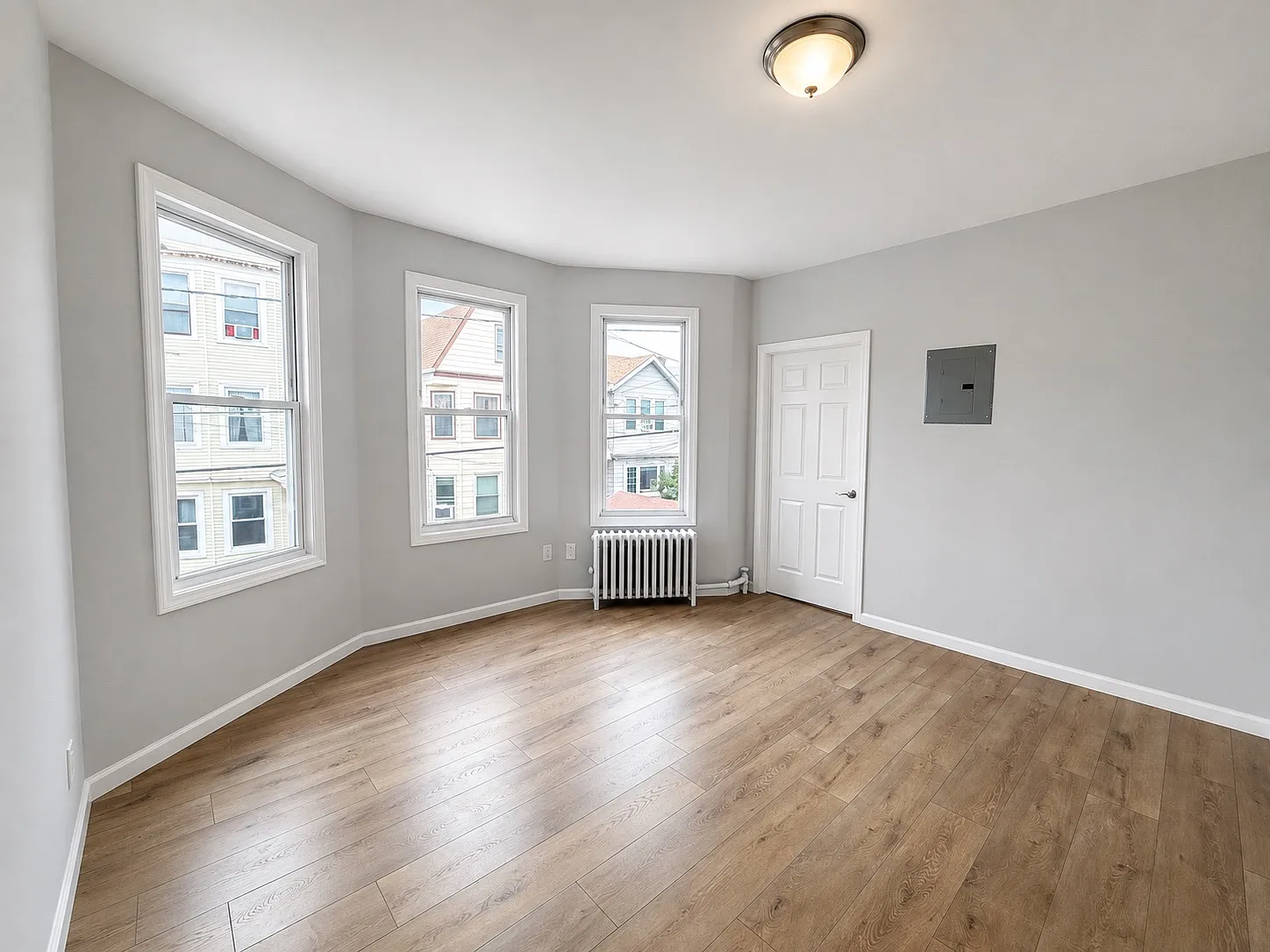 3 bed, $2,800 — Photo 4