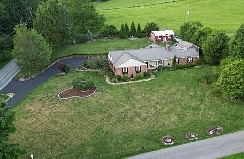5th image of 481 Wassona Dr