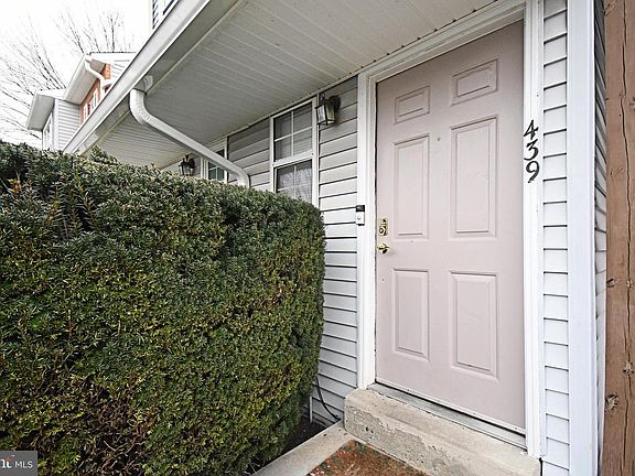 2nd image of 439 Wendover Dr