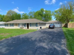 3825 Leominster Ave, Joliet, IL 60431