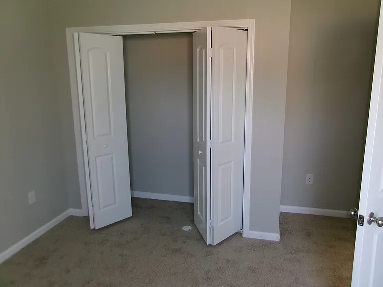 619 Mayes Ln — Photo 10