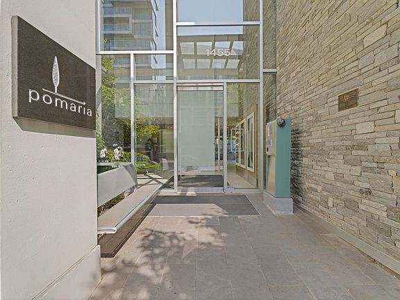 4th image of 1455 Howe St #1202