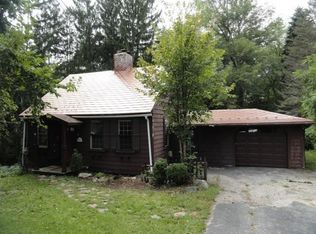 296 Main St, Scituate, RI 02831