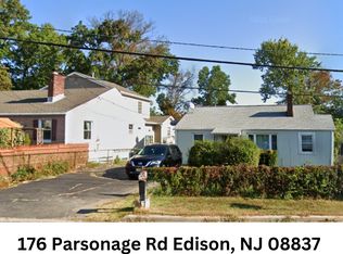 176 Parsonage Rd, Edison, NJ 08837