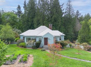 2212 SW Taylors Ferry Rd, Portland, OR 97219