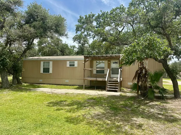 1522 16th St, Rockport, TX