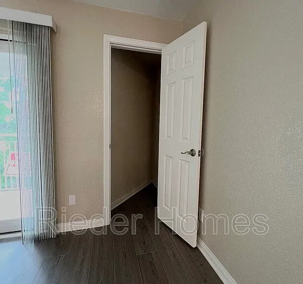 5252 Orange Ave #127 — Photo 7