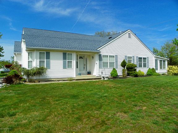 2nd image of 2 Winterton Dr