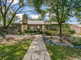 310 Canterbury Hill St, Terrell Hills, TX 78209