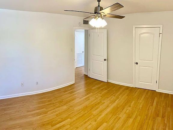2nd image of 3603 Murworth Dr APT 5
