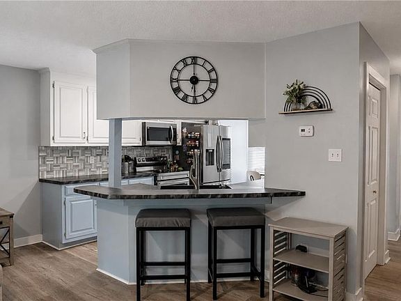 5th image of 1850 Dockside Dr